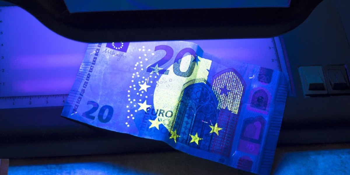 The Dark Side of Currency: Understanding the Market for Counterfeit Money on the Darknet
