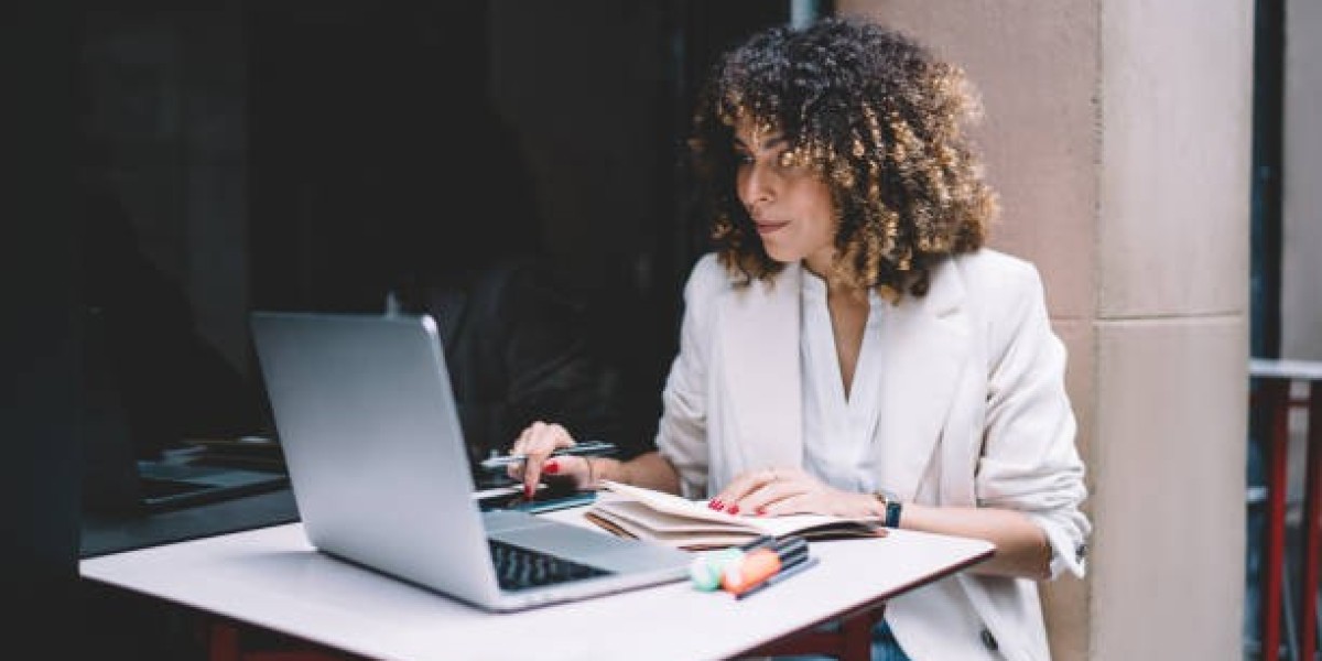 Do My Assignment Online: The Best Way to Tackle Academic Stress in 2025
