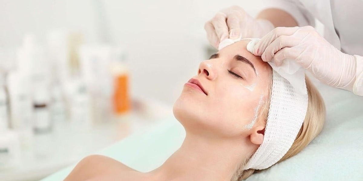 Things to Consider Before Choosing the Skincare Clinic in Bangalore