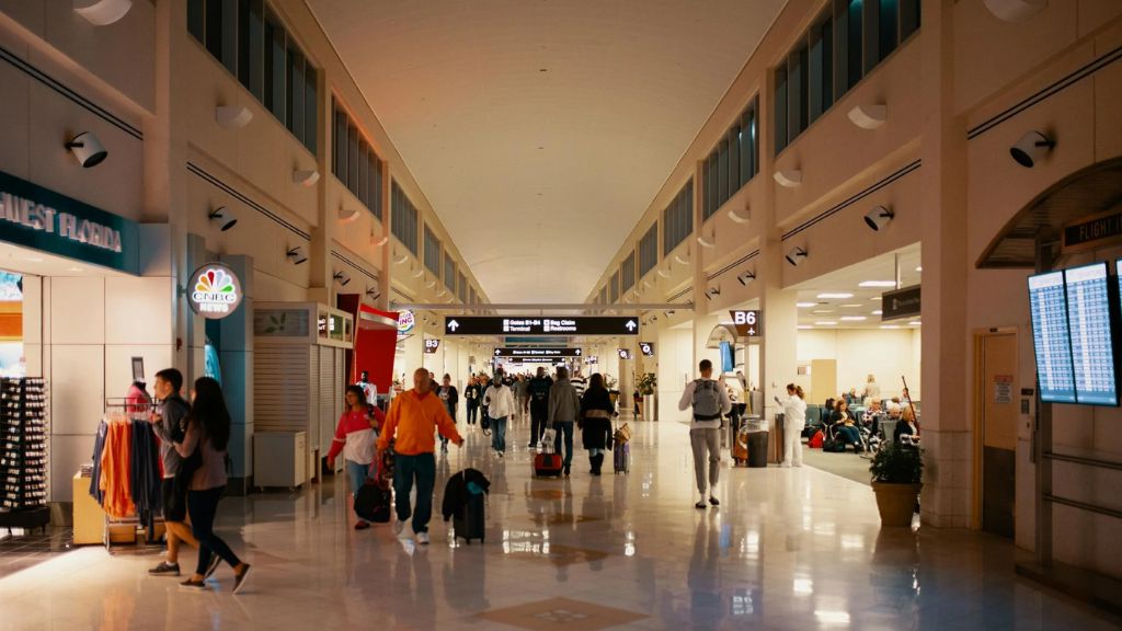 Viva Aerobus LAX Terminal, Los Angeles International Airport